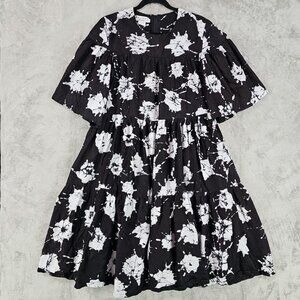 BUSAYO Gbenga African Swing Black White Dress L